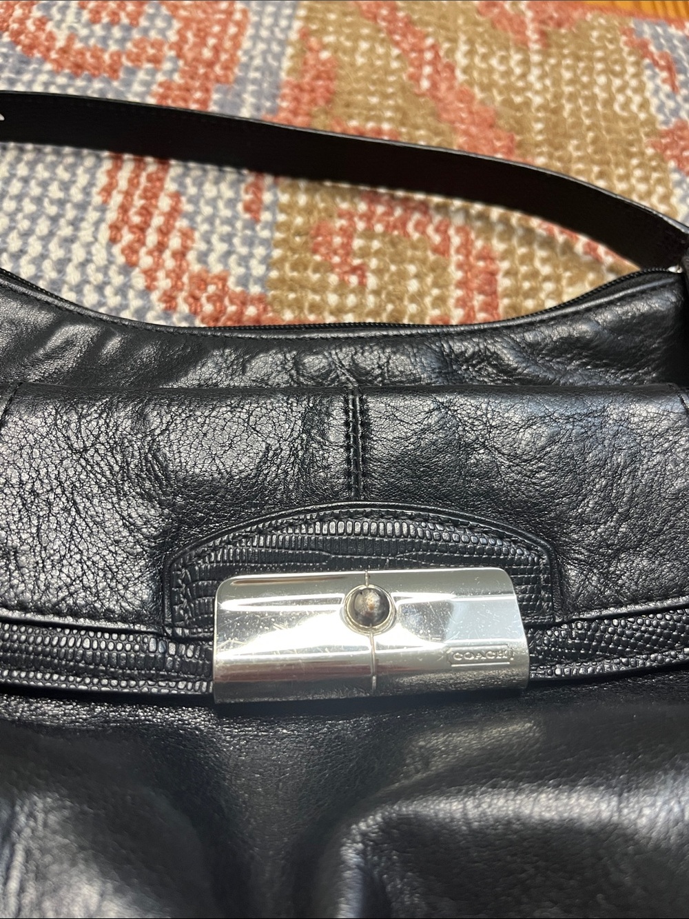 Coach Kristin Hobo Bag Black Leather Silver Turn Lock EUC - Picture 6 of 10